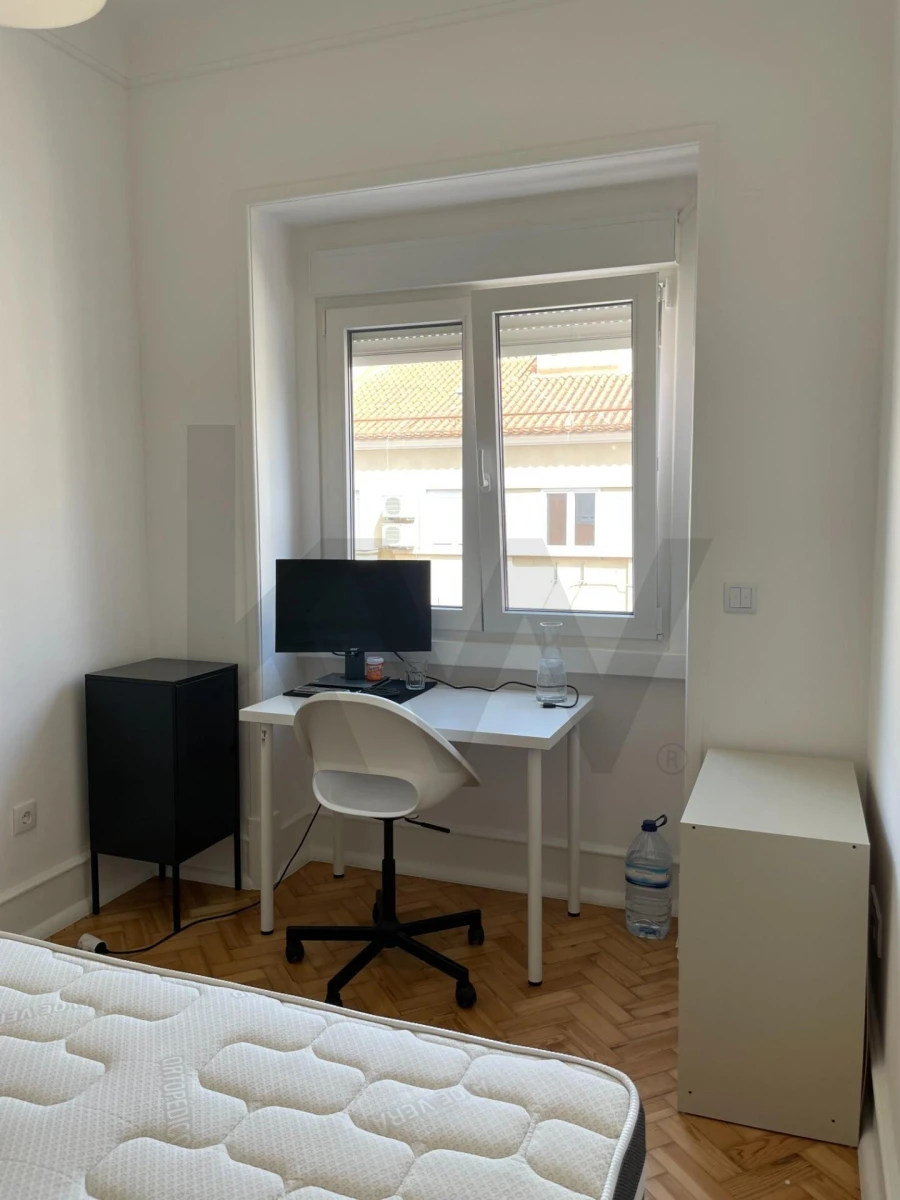 Apartamento T4 para Arrendamento em Areeiro Foto 57