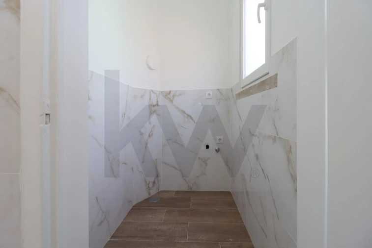 Apartamento T4 para Arrendamento em Areeiro Foto 38