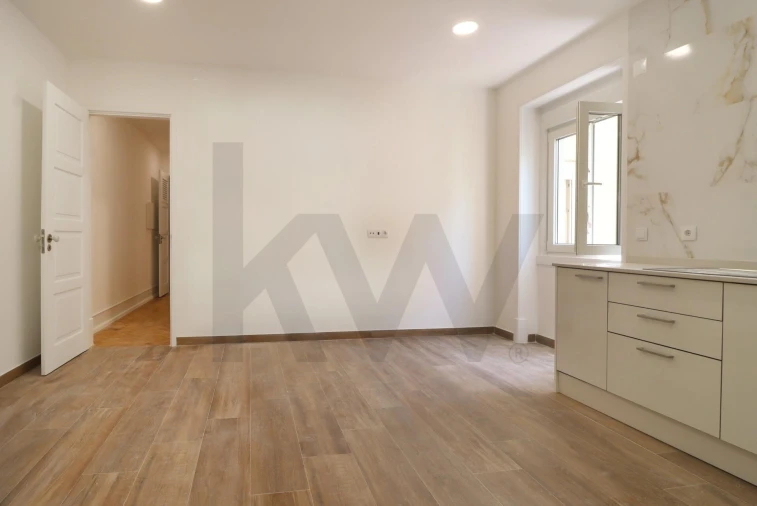 Apartamento T4 para Arrendamento em Areeiro Foto 37