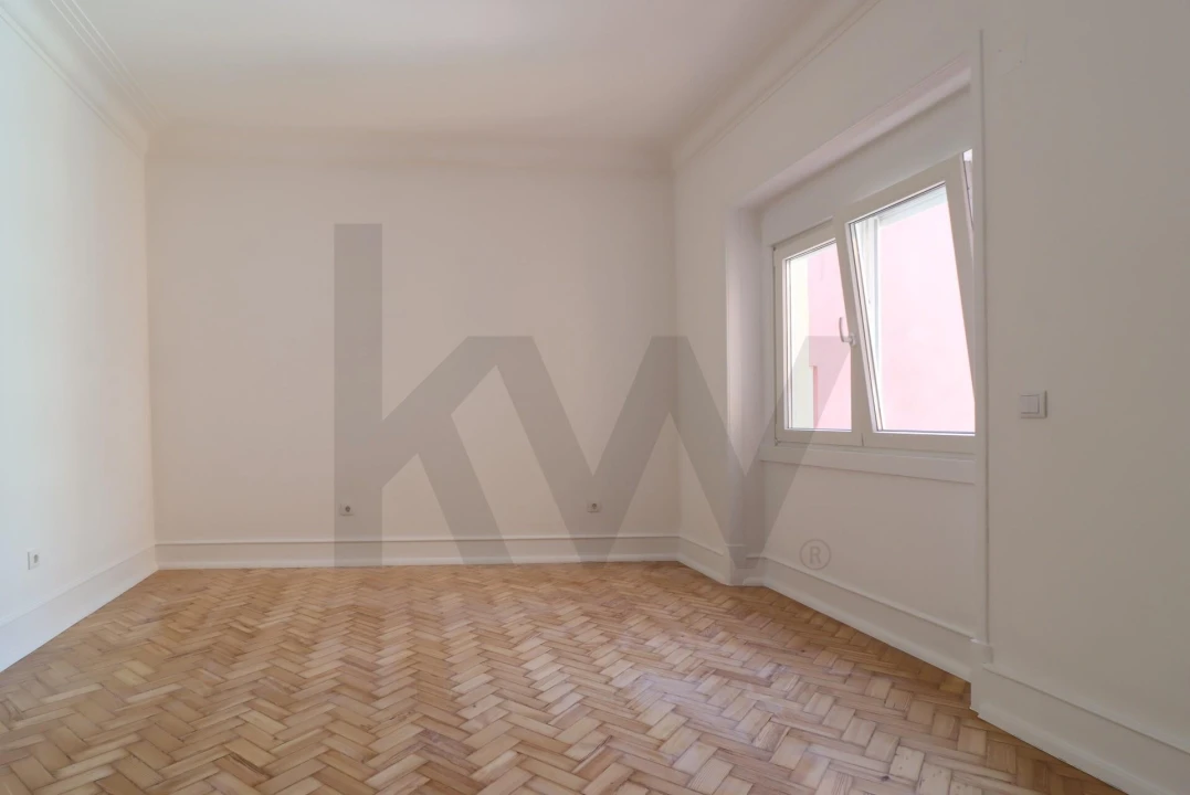 Apartamento T4 para Arrendamento em Areeiro Foto 19