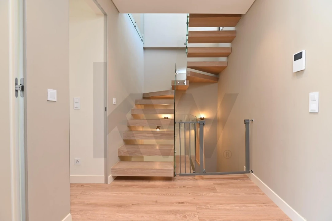 Moradia T5 para Arrendamento em Cascais e Estoril Foto 26