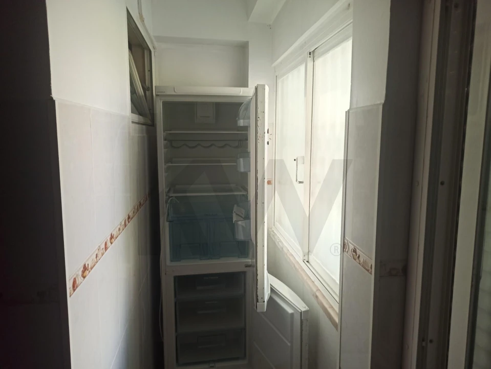 Apartamento T2 para Venda em Rio de Mouro Foto 11