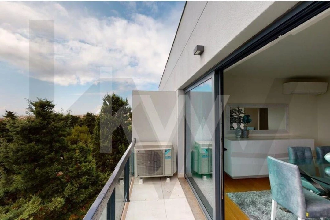 Apartamento T2 para Arrendamento em Carcavelos e Parede Foto 5