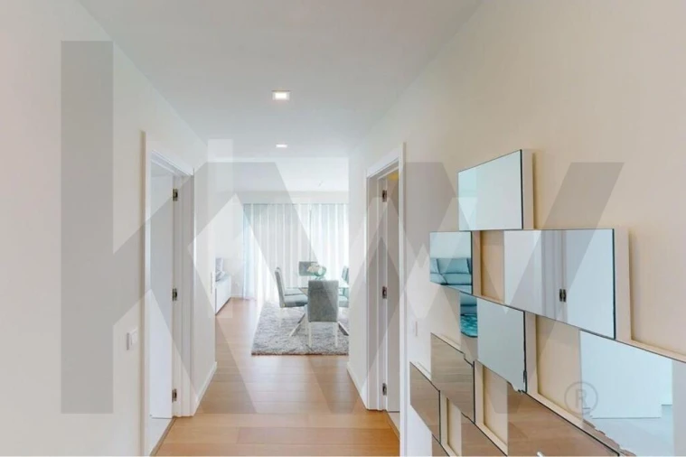 Apartamento T2 para Arrendamento em Carcavelos e Parede Foto 2