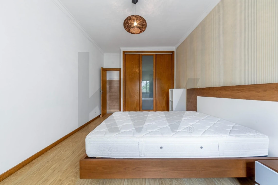 Apartamento T2 para Arrendamento em Odivelas Foto 12