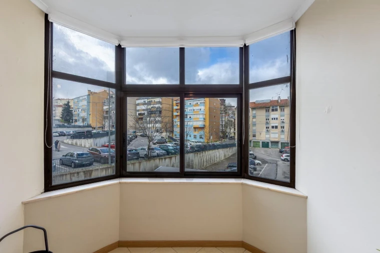 Apartamento T2 para Arrendamento em Odivelas