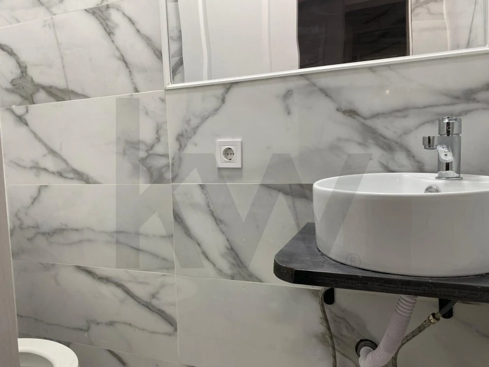 Apartamento T2 para Venda em Campolide Foto 7