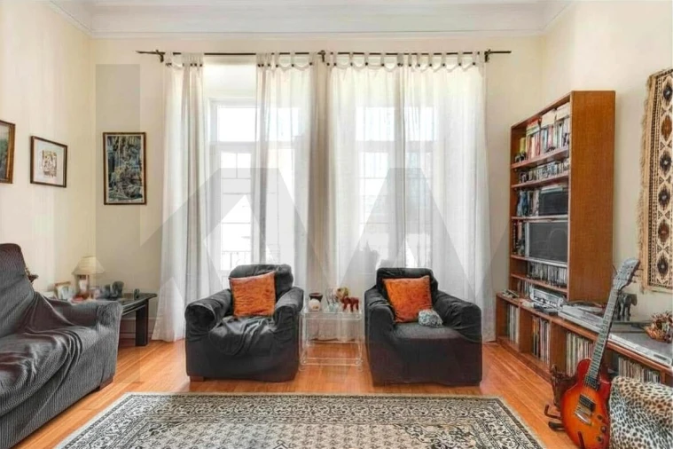 Apartamento T3 para Venda em Campo de Ourique Foto 1