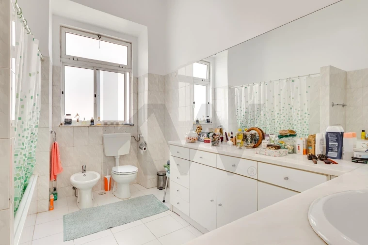 Apartamento T3 para Venda em Campo de Ourique Foto 10