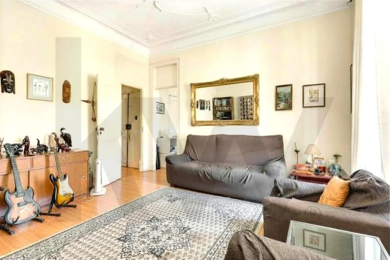 Apartamento T3 para Venda em Campo de Ourique Foto 4