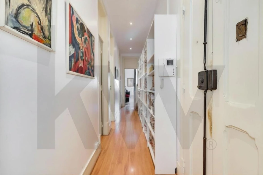 Apartamento T3 para Venda em Campo de Ourique Foto 5