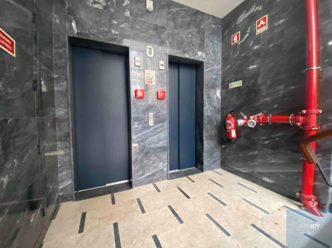 Apartamento T1 para Venda em Cedofeita, Santo Ildefonso, Sé, Miragaia, São Nicolau e Vitória Foto 29