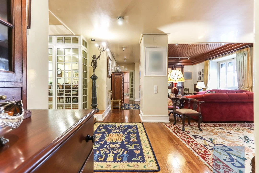 Apartamento T6 para Venda em Areeiro Foto 17