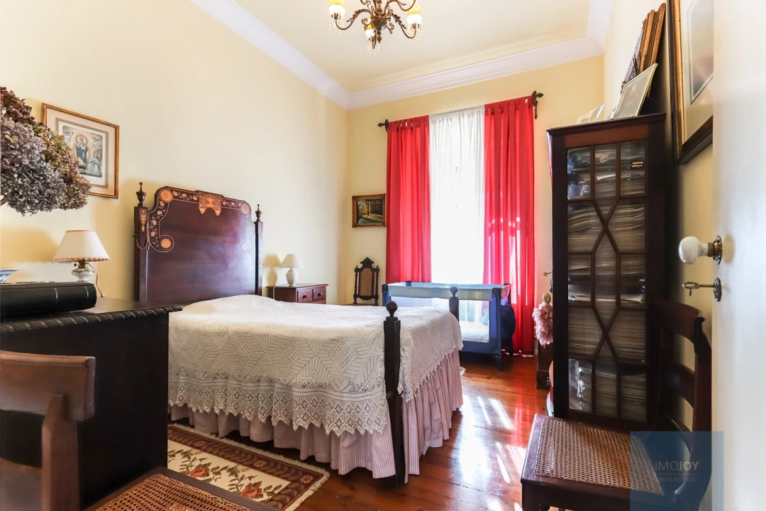 Apartamento T6 para Venda em Areeiro Foto 32