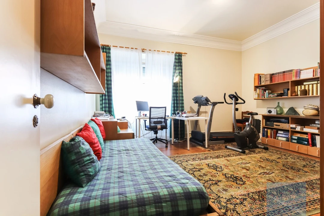 Apartamento T6 para Venda em Areeiro Foto 33