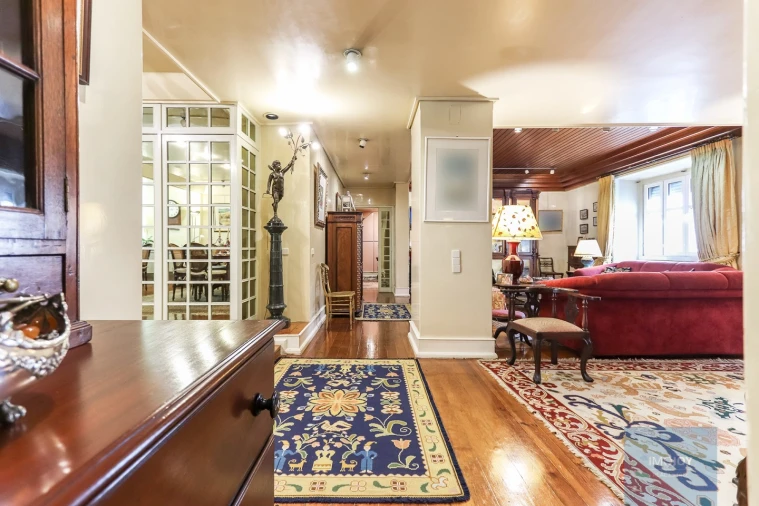 Apartamento T6 para Venda em Areeiro Foto 17