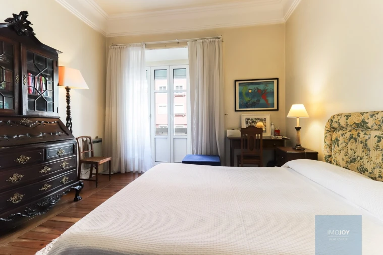 Apartamento T6 para Venda em Areeiro Foto 36