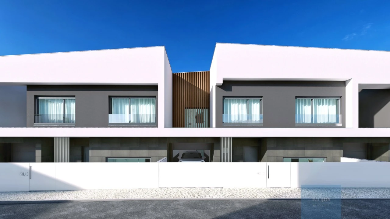 Moradia T4 para Venda em Loures Foto 24