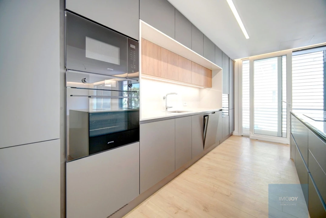Apartamento T3 para Venda em Carcavelos e Parede Foto 5