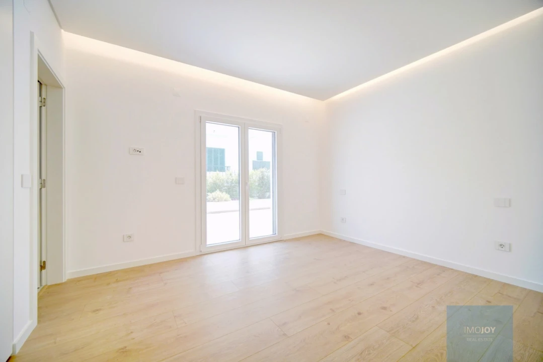 Apartamento T3 para Venda em Carcavelos e Parede Foto 10