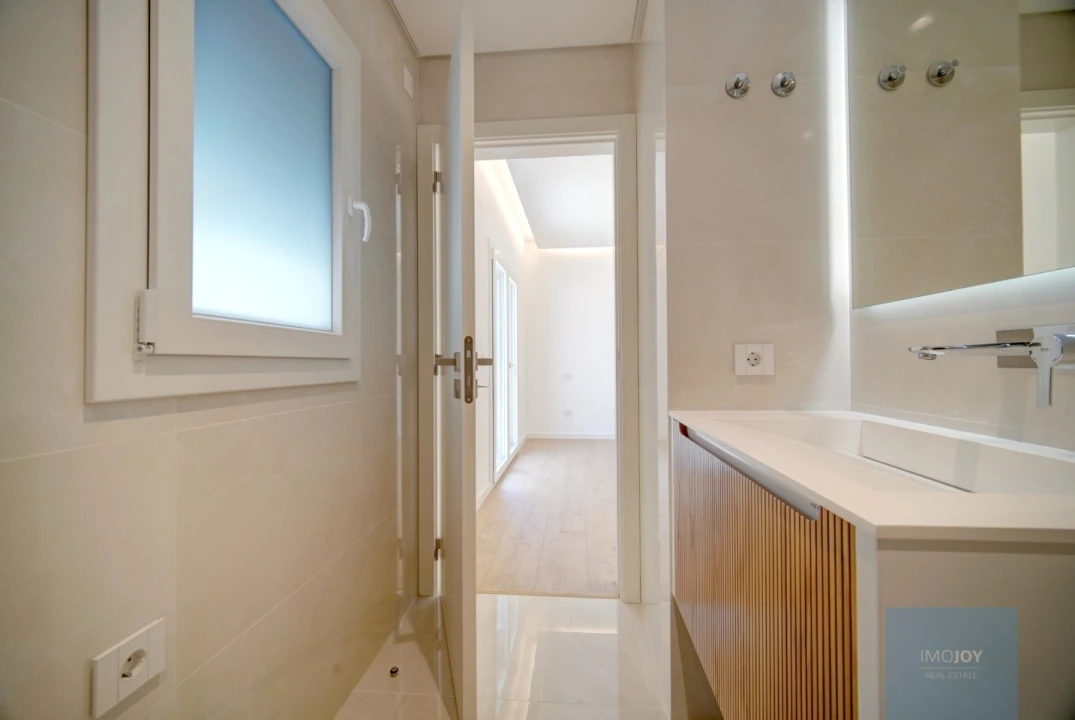 Apartamento T3 para Venda em Carcavelos e Parede Foto 14