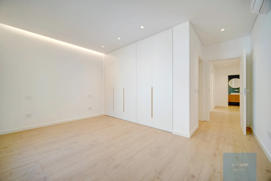 Apartamento T3 para Venda em Carcavelos e Parede Foto 17