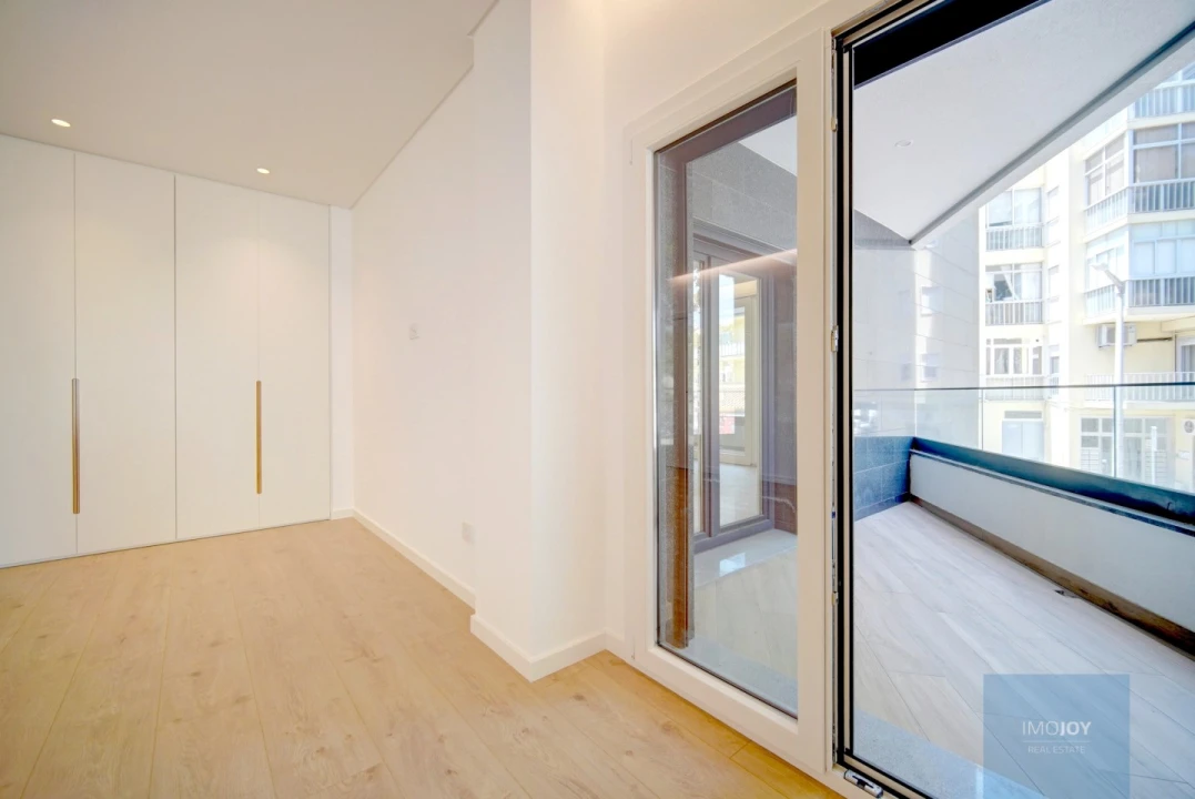 Apartamento T3 para Venda em Carcavelos e Parede Foto 20