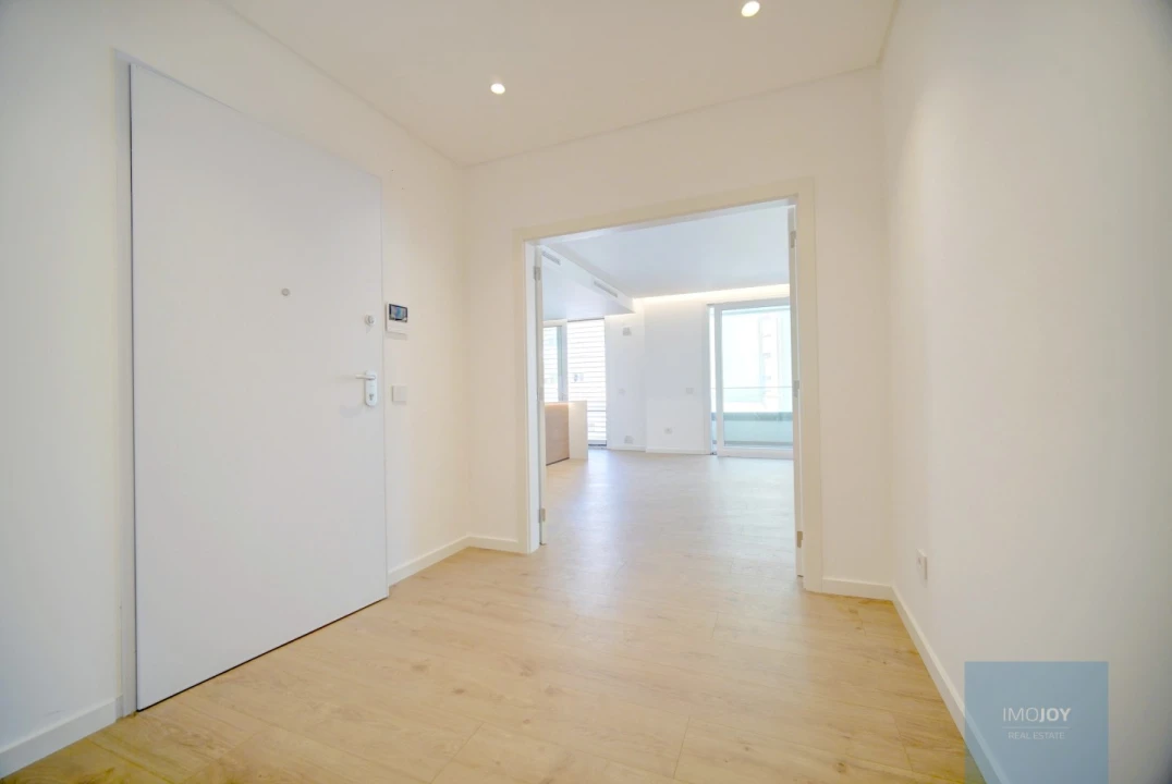 Apartamento T3 para Venda em Carcavelos e Parede Foto 29