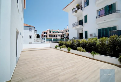Apartamento T3 para Venda em Carcavelos e Parede