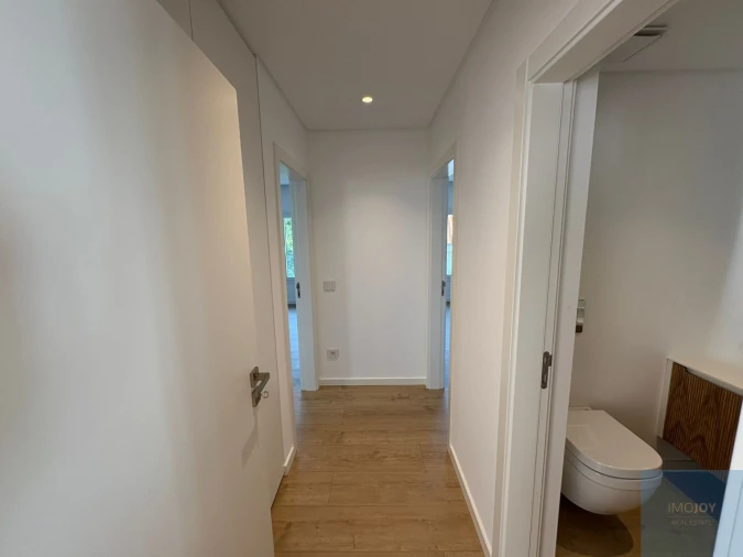 Apartamento T3 para Venda em Carcavelos e Parede Foto 11