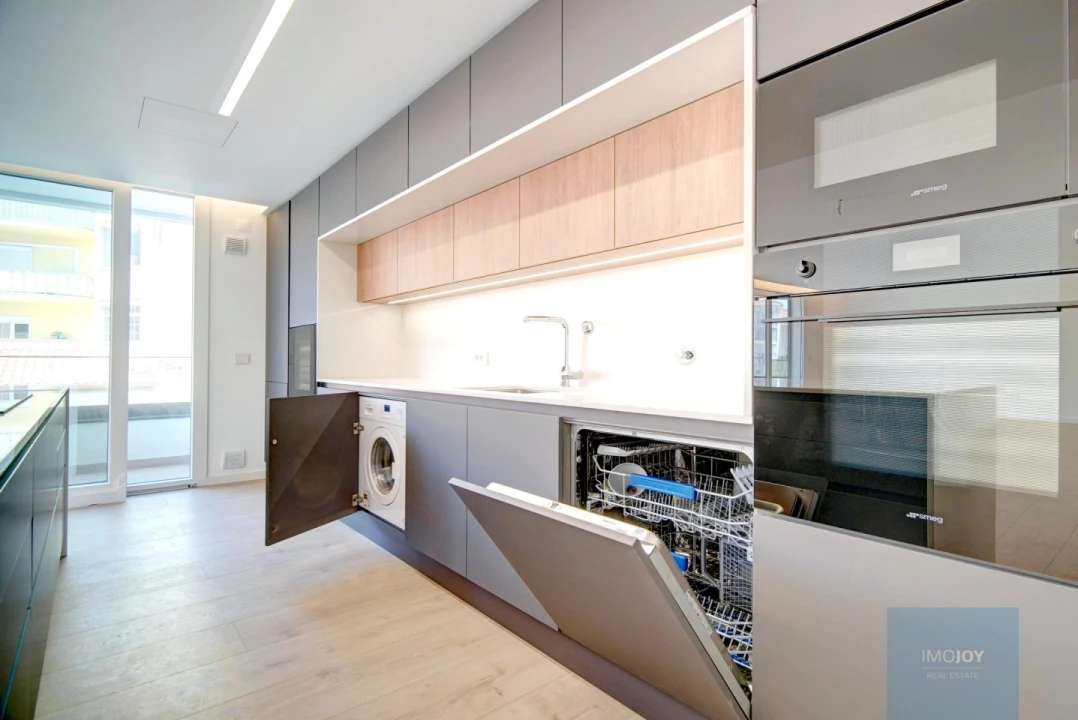 Apartamento T3 para Venda em Carcavelos e Parede Foto 5