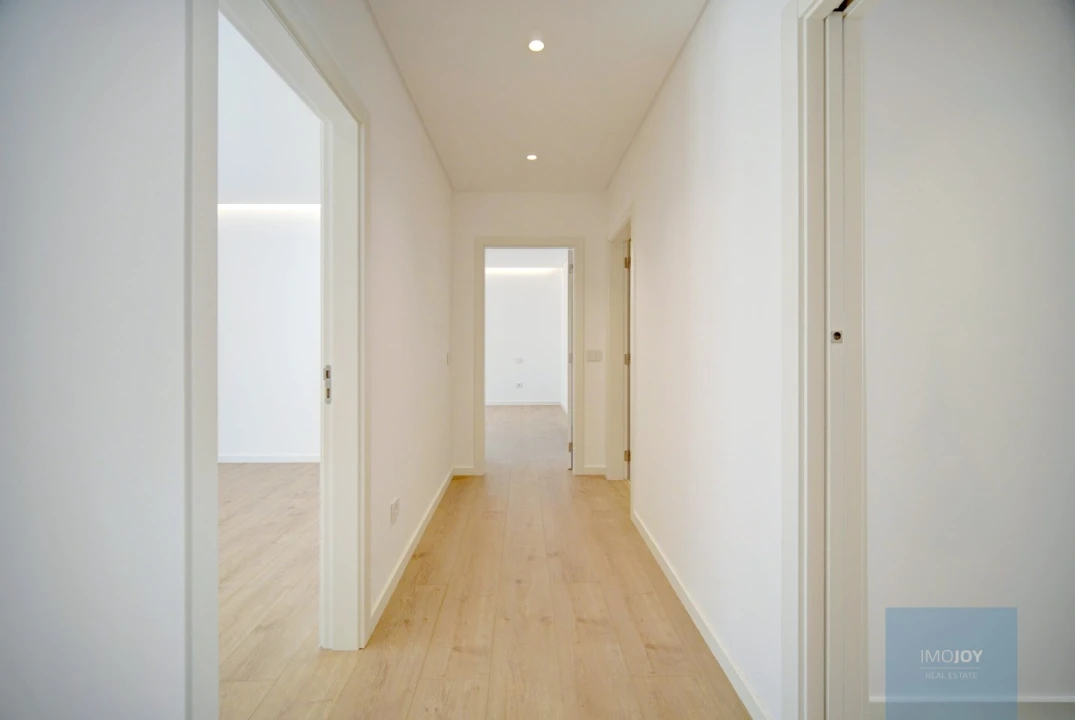 Apartamento T3 para Venda em Carcavelos e Parede Foto 15