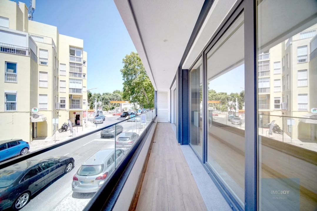 Apartamento T3 para Venda em Carcavelos e Parede Foto 25
