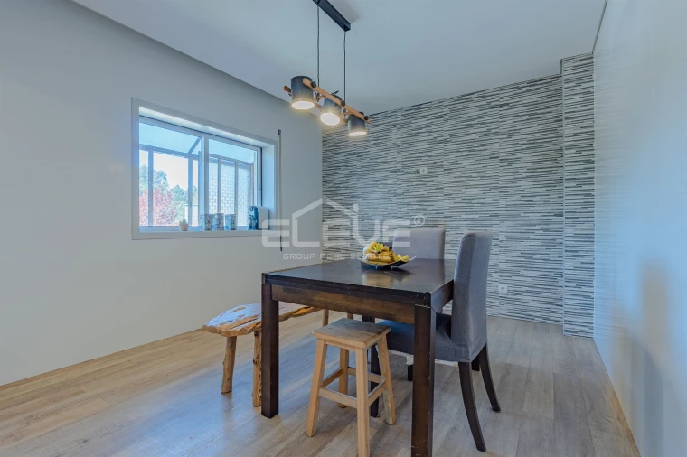 Moradia T3 para Venda em Canelas Foto 5