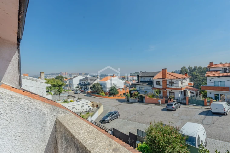 Moradia T3 para Venda em Canelas Foto 46