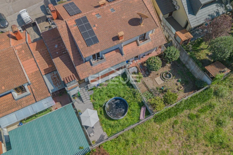 Moradia T3 para Venda em Canelas Foto 33