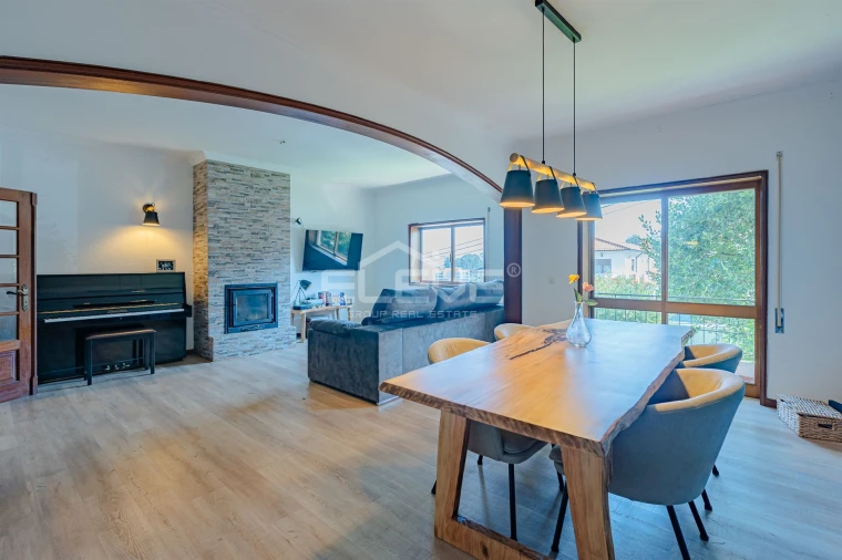 Moradia T3 para Venda em Canelas Foto 6