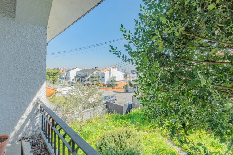 Moradia T3 para Venda em Canelas Foto 42