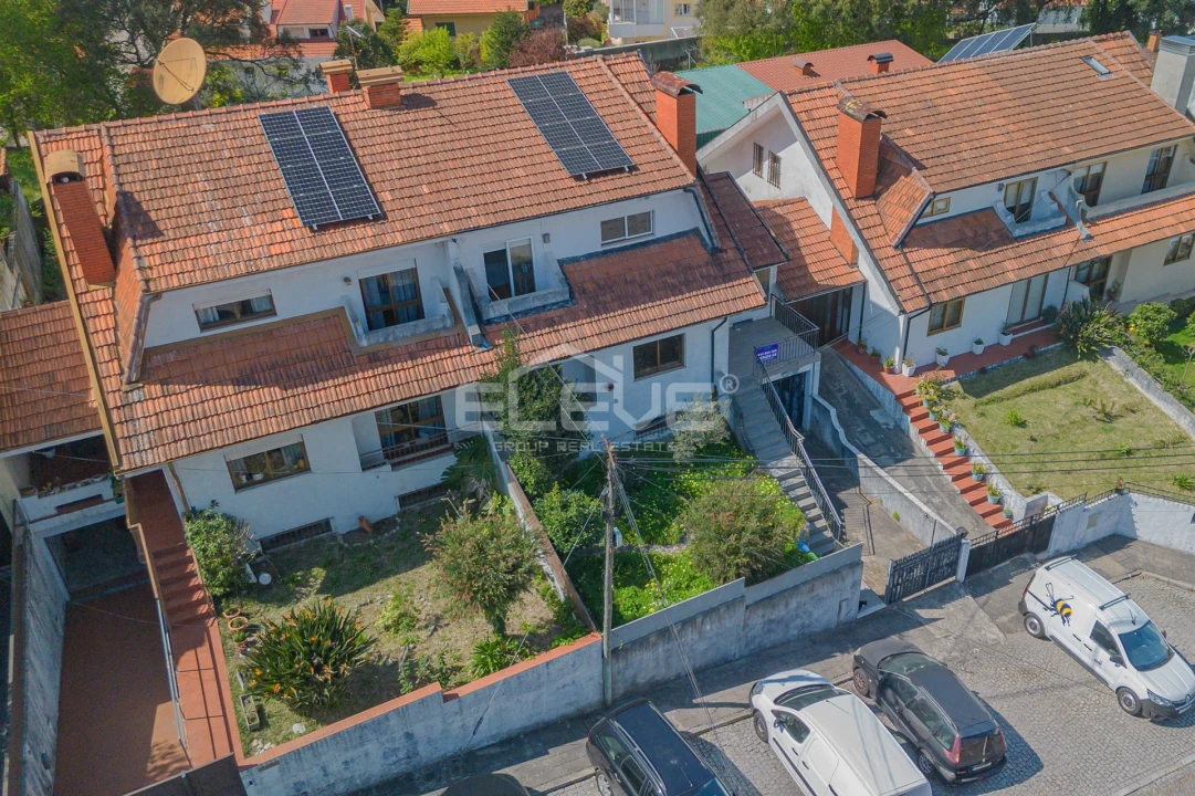 Moradia T3 para Venda em Canelas Foto 38