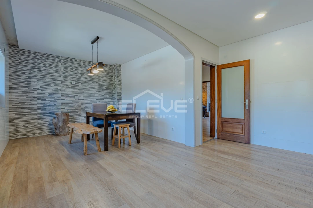 Moradia T3 para Venda em Canelas Foto 4