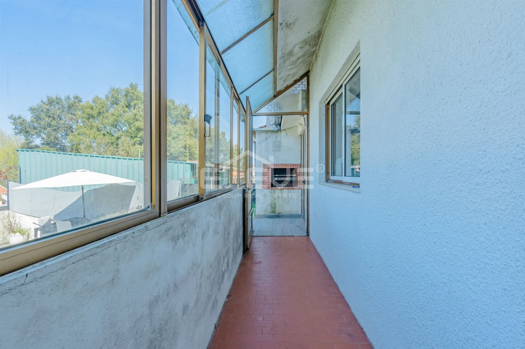 Moradia T3 para Venda em Canelas Foto 14