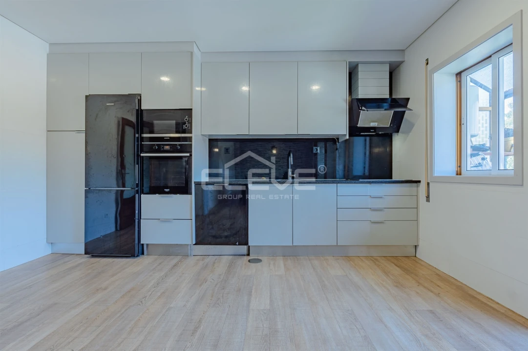 Moradia T3 para Venda em Canelas Foto 3