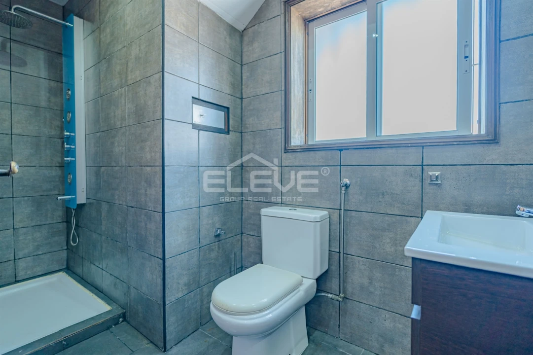 Moradia T3 para Venda em Canelas Foto 27