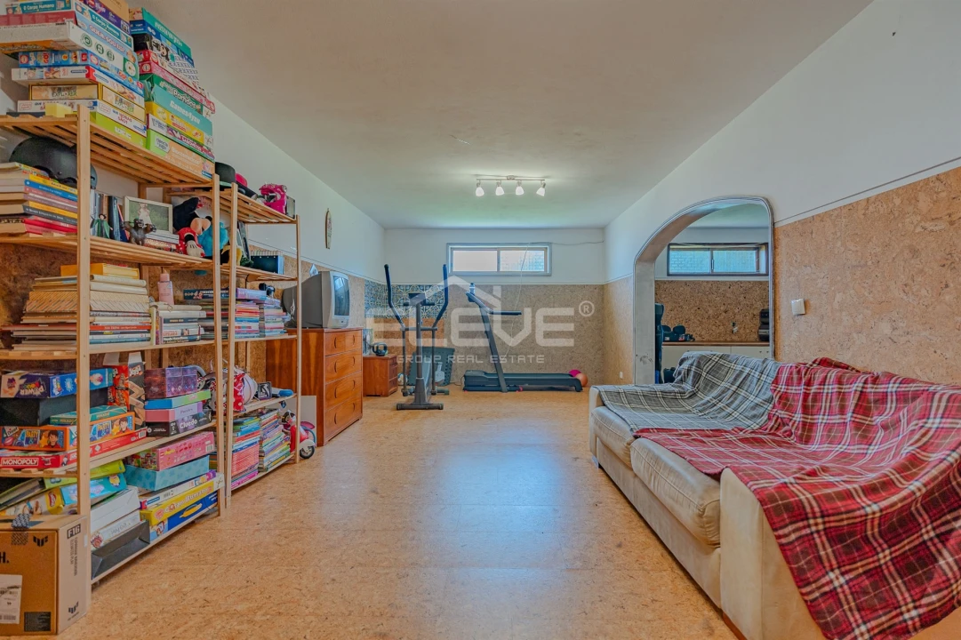 Moradia T3 para Venda em Canelas Foto 55