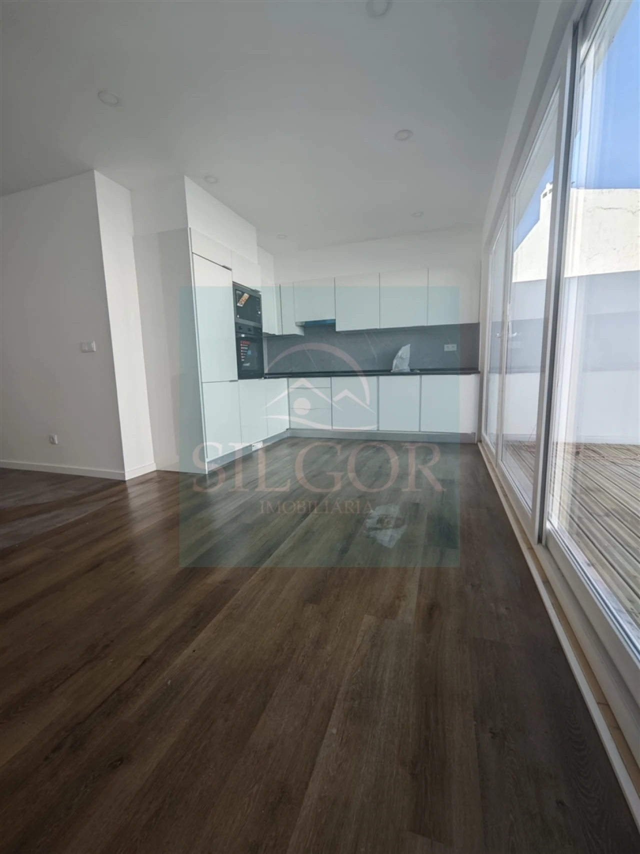 Moradia T2 para Venda em Baixa da Banheira e Vale da Amoreira Foto 2