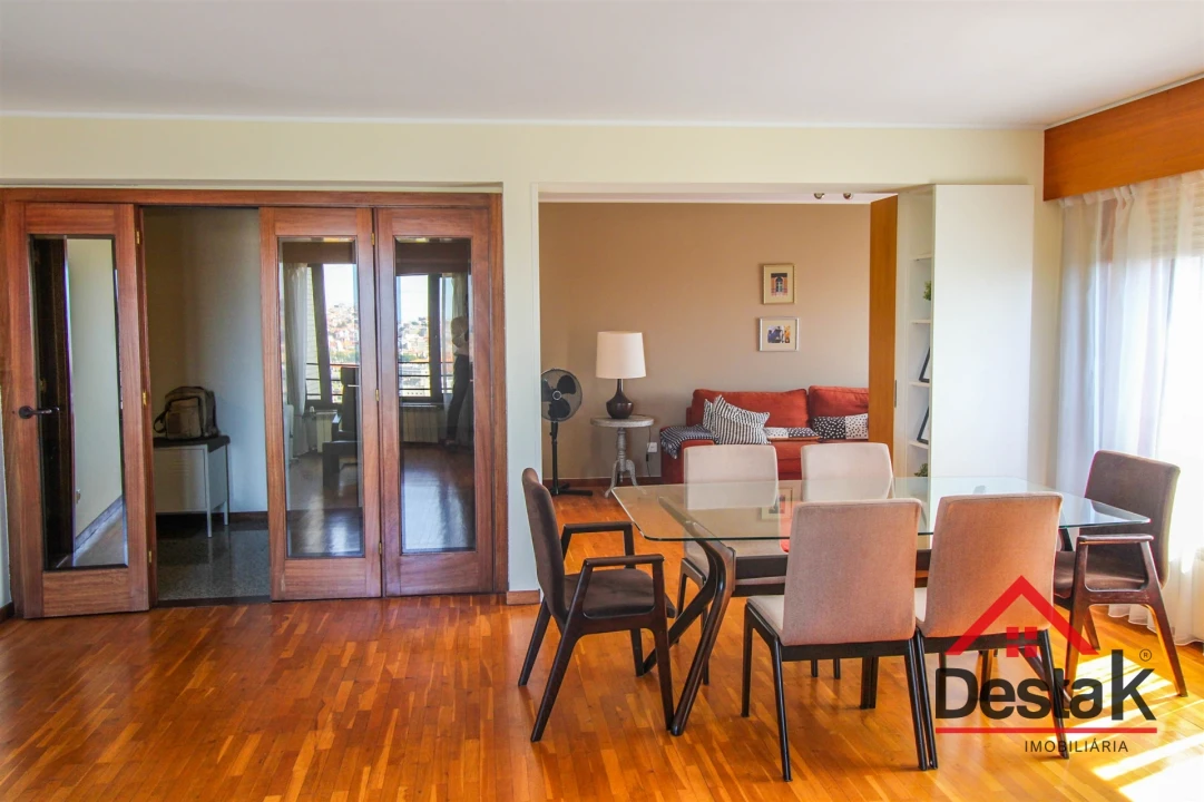 Apartamento T3 para Venda em Santa Marinha e São Pedro da Afurada Foto 2