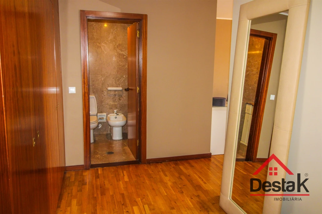 Apartamento T3 para Venda em Santa Marinha e São Pedro da Afurada Foto 23