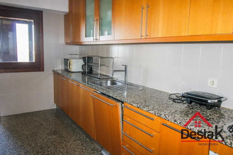 Apartamento T3 para Venda em Santa Marinha e São Pedro da Afurada Foto 6