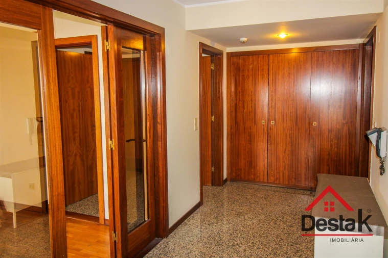 Apartamento T3 para Venda em Santa Marinha e São Pedro da Afurada Foto 26