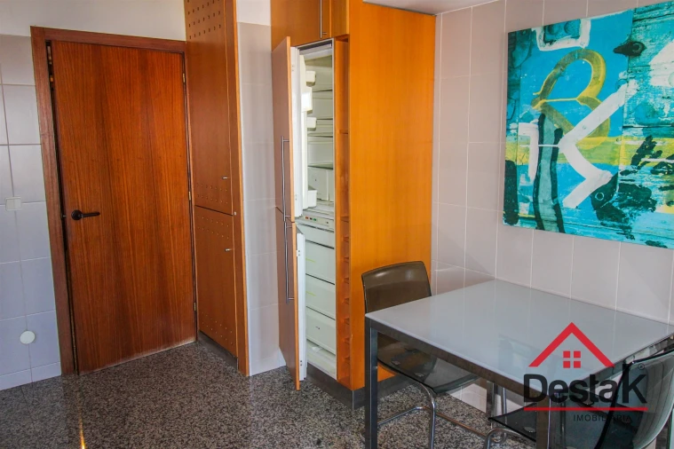 Apartamento T3 para Venda em Santa Marinha e São Pedro da Afurada Foto 7